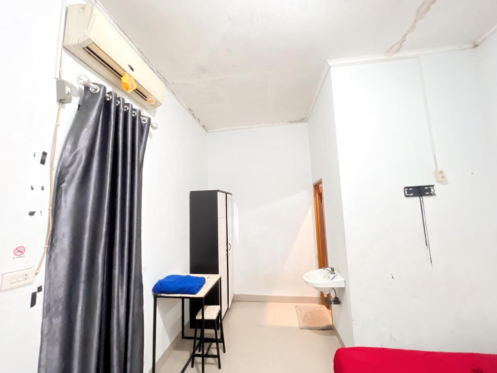 Reddoorz At Kay Residence Waydadi Lampung Бандар-Лампунг Экстерьер фото