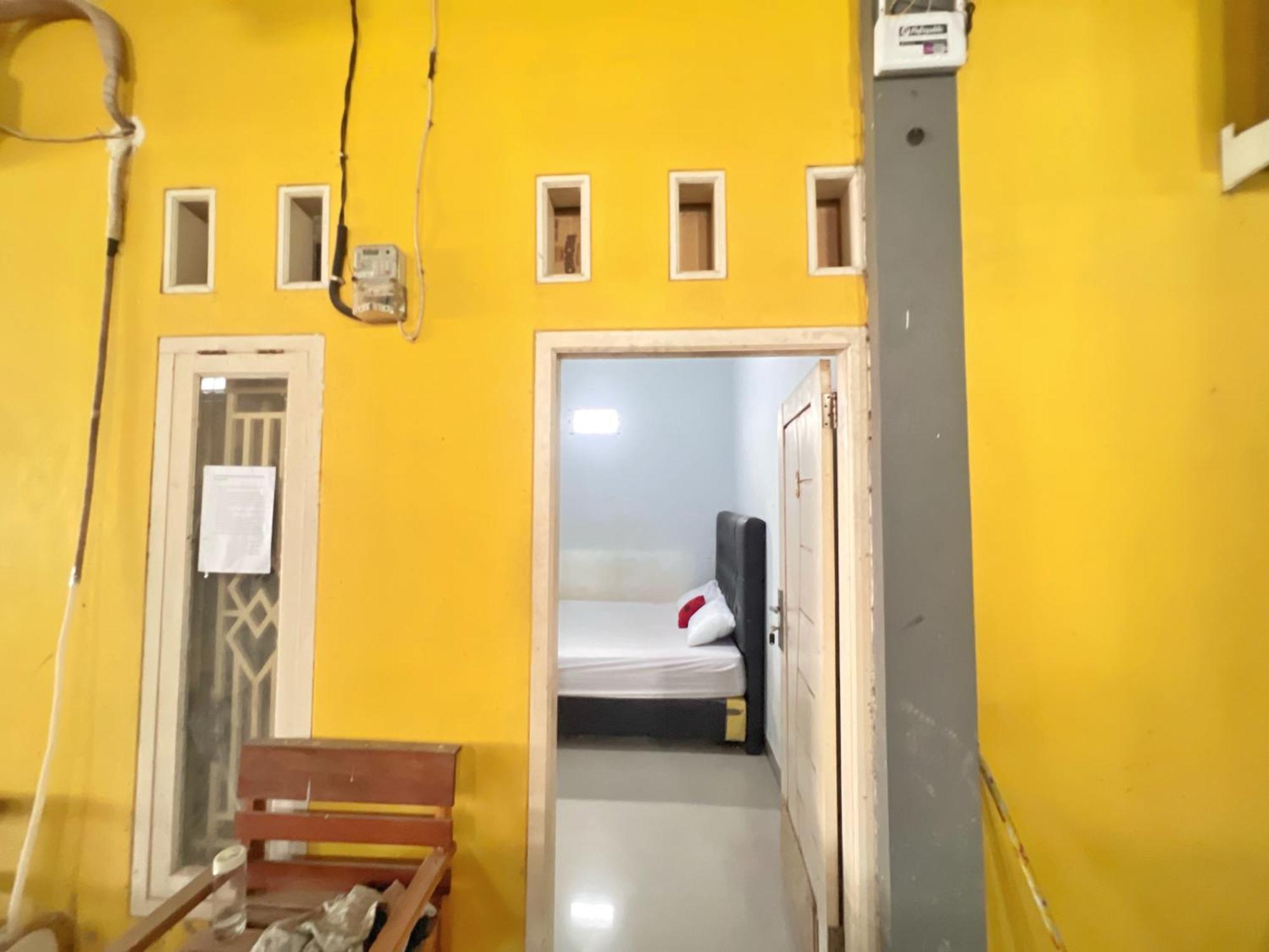 Reddoorz At Kay Residence Waydadi Lampung Бандар-Лампунг Экстерьер фото